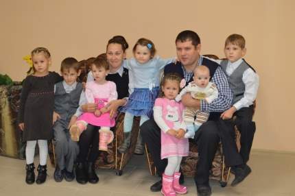 В Хорлово многодетной семье вручили сертификат на 6.5 млн. руб.