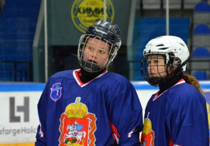 В Воскресенске проходит заключительный этап чемпионата России по хоккею среди женских команд до 18 лет