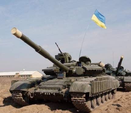 Киевская власть направила военную технику в Донецк