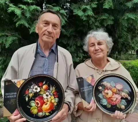 Супругов Забавновых поздравили с 80-летием в Хорлово