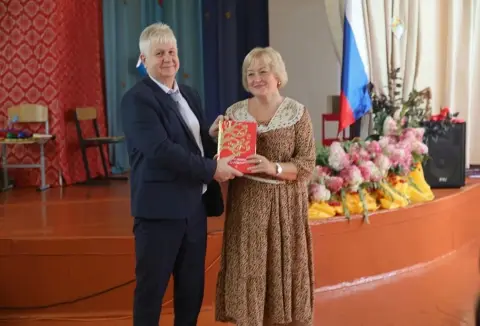 День знаний в Хорловской школе-интернате: поздравления и книги