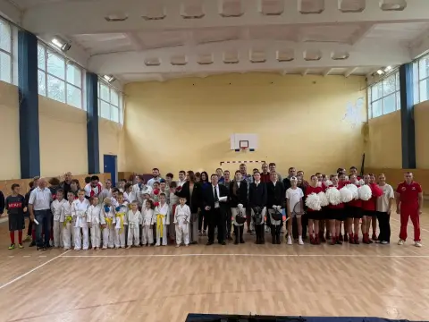 Хорлово и Цемгигант: спортсмены встретились на Дне открытых дверей