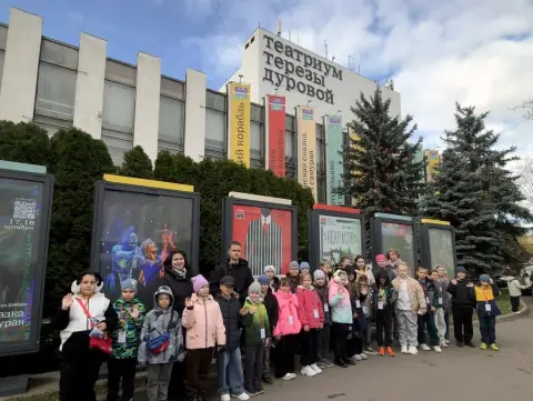 Школьники из Хорлово побывали на «Летучем корабле» в театре Дуровой