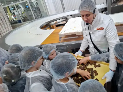 Первоклассники из Хорлово побывали на фабрике «Победа вкуса»